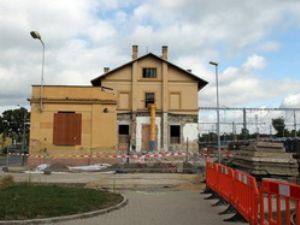 V Týništi nad Orlicí přestavují nádraží