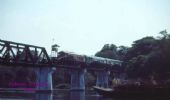 OE na moste cez Kwai