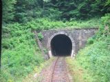 Prvý tunel (Pitelová) Slovenského semeringu - trať z Hronskej Dúbravy do Hornej Štubne, 10.7.2005, © Koko 