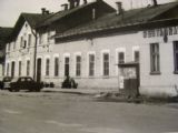 Poprad-Tatry - Pohľad na pôvodnú budovu KBŽ, asi 1979 - 1982, © autor neznámy