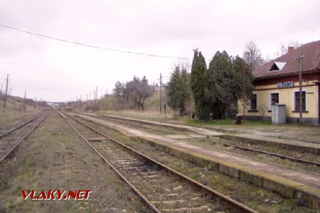 Koľajisko stanice, pohľad smer Zl.Moravce; 24.3.2007 © Miroslav Sekela