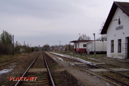 Pohľad na koľajisko stanice, smer Zbehy; 4.11.2006 © Miroslav Sekela