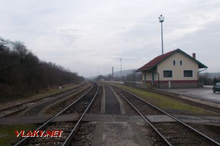 Stará Turá, Koľajisko stanice od výpravnej budovy smer Vaďovce (Nové Mesto nad Váhom), 05.01.2018 © Michal Čellár