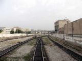 Vjezd do nádraží Tunis, vlevo normálněrozchodné koleje (foto z řídicího vozu vlaku Omn 10-5/50 - 17.6.2006) © PhDr. Zbyněk Zlinský