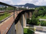 Pohľad na viadukt v smere do Handlovej; 18.6.2006 © Kamil Korecz