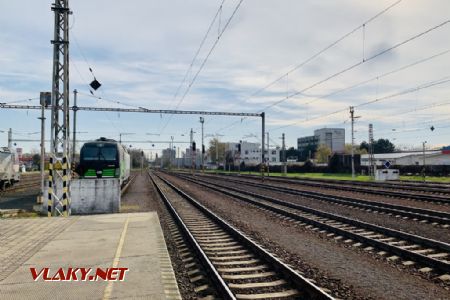 Koľajisko stanice smer Rusovce, Wien; 5.4.2022 © Mário Rozatovský
