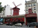 24.7.2010 - Paris: Známy Parížsky klub Moulin Rouge © Martin Kóňa