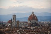 Florencie: katedrála Santa Maria del Fiore z vyhlídky na Piazza Michelangelo	. 6.3.2012	 © Lukáš Uhlíř