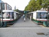 Lille: nízkopodlažní tramvaje Ansaldo-Breda z poloviny 90. let stojí na konečné stanici Roubaix Eurotéléport	9.10.2013	. © 	Jan Přikryl