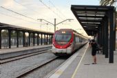 18.06.2014 - Malgrat de Mar: dvojice 464-023 + 464-011 přijíždí jako vlak L'Hospitalet de Llobregat - Maçanet-Massanes © PhDr. Zbyněk Zlinský