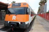 15.06.2014 - Mataró: jednotka 447-126 v barvách Rodalies jako vlak Mataró - L'Hospitalet de Llobregat © PhDr. Zbyněk Zlinský