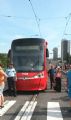 8.7.2016- Bratislava, zastávka Sad J. Kráľa- Škoda 30T ForCity Plus #7528 je prvá v poradí ©Juraj Földes
