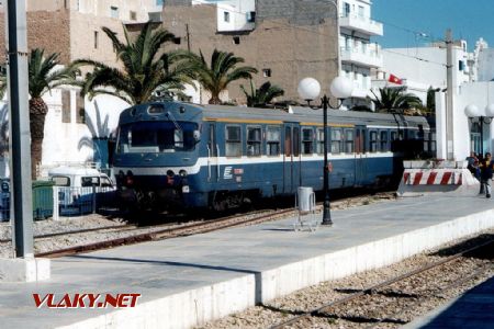03/04.2000 - Sousse: přístavní nádraží Sousse Bab el Jedid - souprava Ganz © PhDr. Zbyněk Zlinský