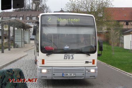 13.4.2017 - Thiersheim: navazující autobus linky 2 do Wunsiedelu © Dominik Havel
