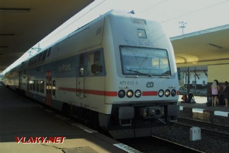 16.08.2017 - Praha-Smíchov: 471.012-5 na vlaku do Českého Brodu © Pavel Šmídek