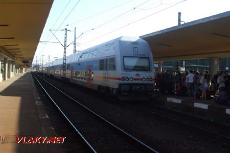 16.08.2017 - Praha-Smíchov: 971.014-6 na vlaku do Berouna © Pavel Šmídek