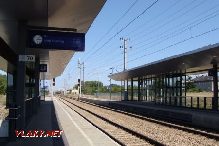 02.08.2017 – Železničná stanica Strasshof: Pohľad smer Gänserndorf © Martin Kóňa