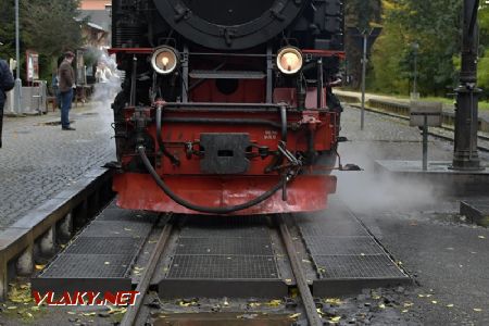 Drei Annen Hohne, lokomotiva HSB 99.7247 bere vodu; 3.10.2017 © Pavel Stejskal