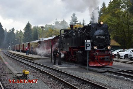 Schierke, první vlak na brocken opět dobírá vodu; 3.10.2017 © Pavel Stejskal