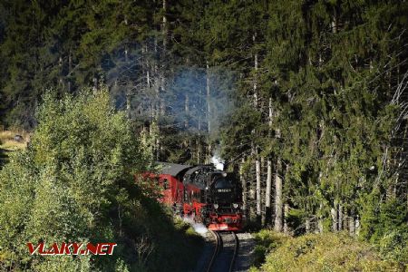 Steinerne Renne – Drei Annen Hohne, vlak na Brocken se strojem HSB 99.7232; 3.10.2017 © Pavel Stejskal