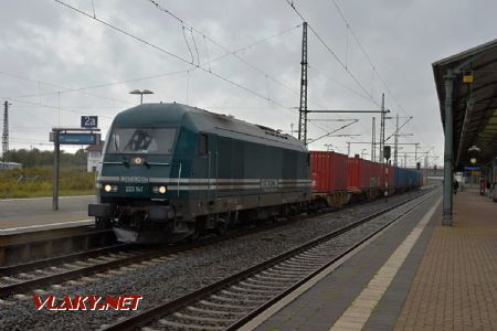 Nordhausen, kontejnerový vlak se strojem 223.141 společnosti Enercon; 5.10.2017 © Pavel Stejskal