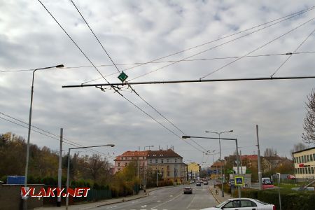 3.11.2017 - Praha-Libeň: návěstidlo pro řidiče parciálního trolejbusu © Jiří Řechka