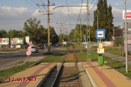 Szeged: tramvajová trať linky 3F v okolí zastávky Kereskedő köz, 29.09.2017 © Dominik Havel