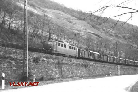 xx.03.1968 - Kaub, nákladný vlak na čele s E 40 © Juraj Földes