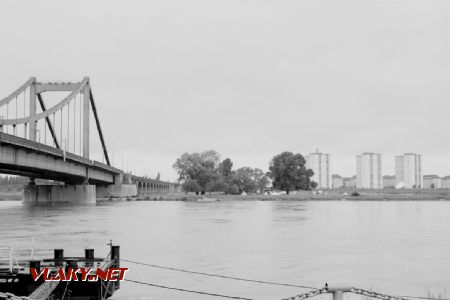 xx.08.1968 - Viedeň, prvá povojnová Reichsbrücke, ktorá sa zrútila v r. 1976 © Juraj Földes
