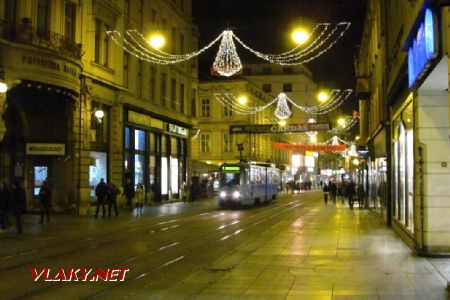 29.12.2017 – Záhřeb: KT4 se blíží na Trg bana Jelačića © Dominik Havel