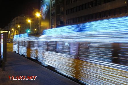 30.12.2017 – Budapešť: fény villamos na lince 47 © Dominik Havel