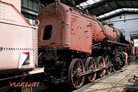 4.5.2018 - muzeum ČD Lužná u Rakovníka: oprava lokomotivy 556.0298 © Jiří Řechka