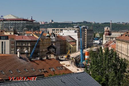 4.5.2018 - Praha, Nové spojení: příprava na snesení mostu přes Křižíkovou ulici © Jiří Řechka