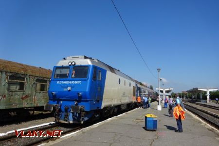 Sibiu, lokomotiva ř. 64 s rychlíkem 347 Dacia, 8.5.2018 © Jiří Mazal