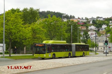 Trondheim, autobus MHD u zast. Skansen, 6.7.2018 © Jiří Mazal