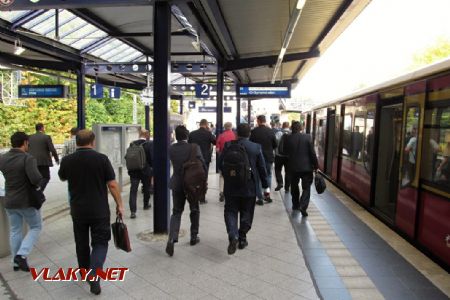 21.09.2018 – Berlín: struktura cestujících S-Bahnu ve stanici Messe Süd © Dominik Havel
