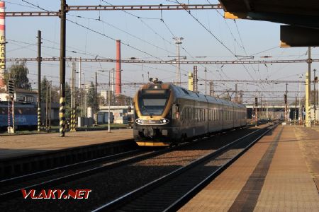 11.10.2018 - Pardubice hl.n.: 480.001-7 jako LE 1351 ''LEO Express'' Praha hl.n. - Karviná hl.n. © Karel Furiš