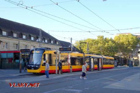 Karlsruhe Hbf, tramvaj č. 333 výrobce Vossloh España typu Citylink NET 2012, 14.10.2018 © Jiří Mazal