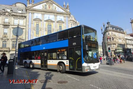 Porto, patrový autobus linky 500, 16.10.2018 © Jiří Mazal