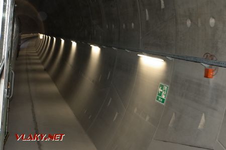 16.11.2018 - zvláštní vlak SŽDC: mimořádné osvětlení tunelu © Jiří Řechka
