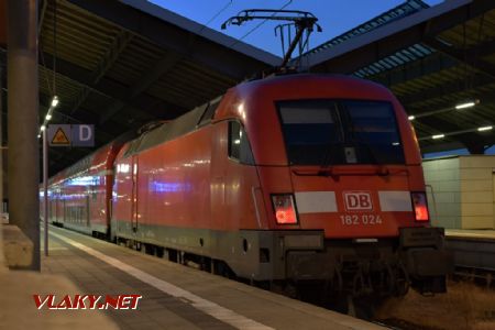 Stroj DB 182.024 na konci vratné soupravy do Berlína. Frankfurt/Oder, 19.9.2018 © Pavel Stejskal