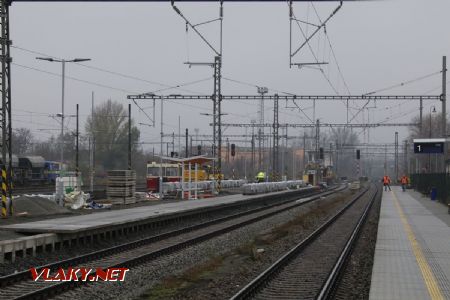 23.11.2018 - Brno dolní: provizorium získává podobu plnohodnotného nádraží © Milan Vojtek