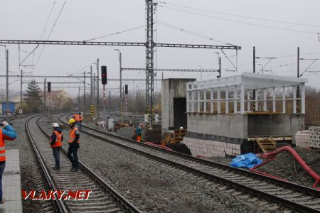 23.11.2018 - Brno dolní: provizorium získává podobu plnohodnotného nádraží © Milan Vojtek