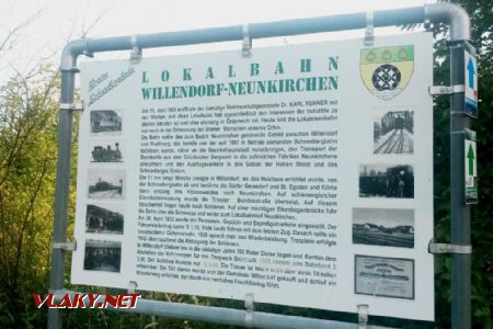 Willendorf, stanica, informačná tabuľa o bývalej lokálnej železnici, 30.09.2016 © Juraj Földes