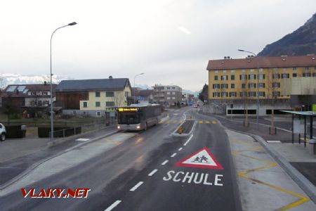 28.12.2018 – Triesen: do Malbunu pojedeme v konvoji tří autobusů – zde skibus C © Dominik Havel