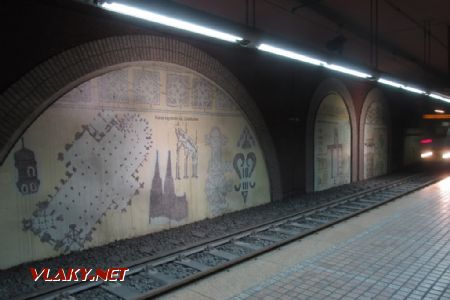 Výzdoba podzemních tramvajových stanic je zajímavá: zde v Essenu © Libor Peltan