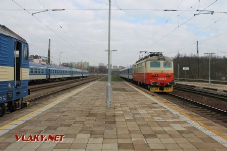 29.03.2019 - Brno-Královo Pole: 242 260-8 s osobním vlakem © Karel Furiš