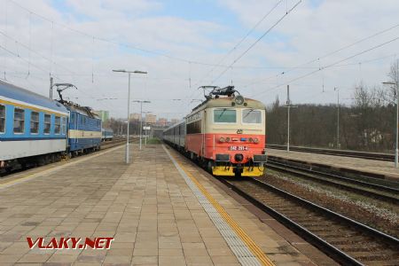 29.03.2019 - Brno-Královo Pole: 242 281-4 s osobním vlakem © Karel Furiš