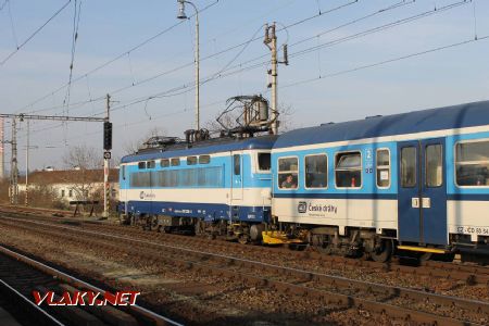 29.03.2019 - Brno-Židenice: lokomotiva 242 238-4 s osobním vlakem © Karel Furiš