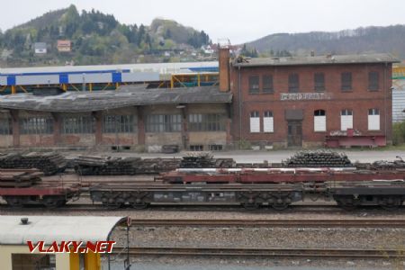Freital-Hainsberg, někdejší nákladiště a zajímavý plošiňák, 13. 4. 2019 © Libor Peltan